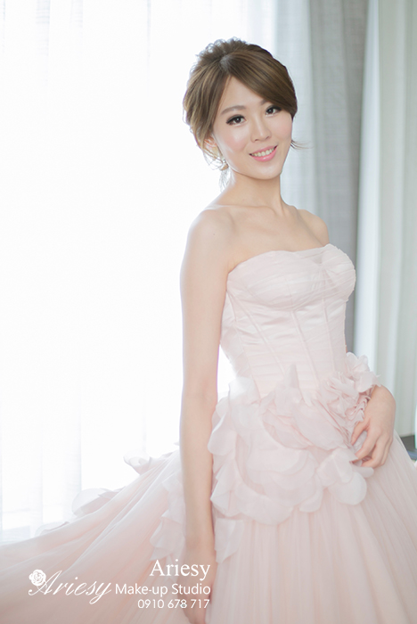 Ariesy,愛瑞思 ,造型,髮型,BRIDE ,新娘秘書,新秘推薦, STRAND,braid,台北,寒舍艾美,歐美,旗袍,鮮花,韓系,韓風,妝感,自然