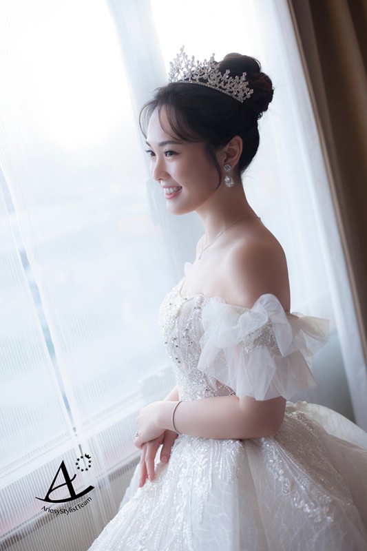 白紗造型,編髮新祕,新娘造型,進場白紗,名媛精緻妝感