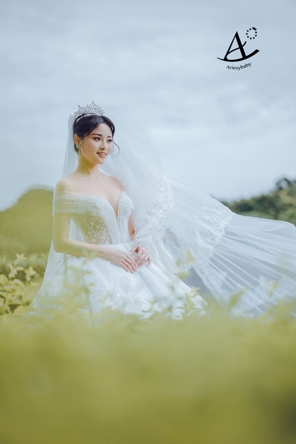 華麗白紗造型,新中式盤髮造型,復古旗袍造型,雞毛毽子頭,戶外婚禮,新秘推薦