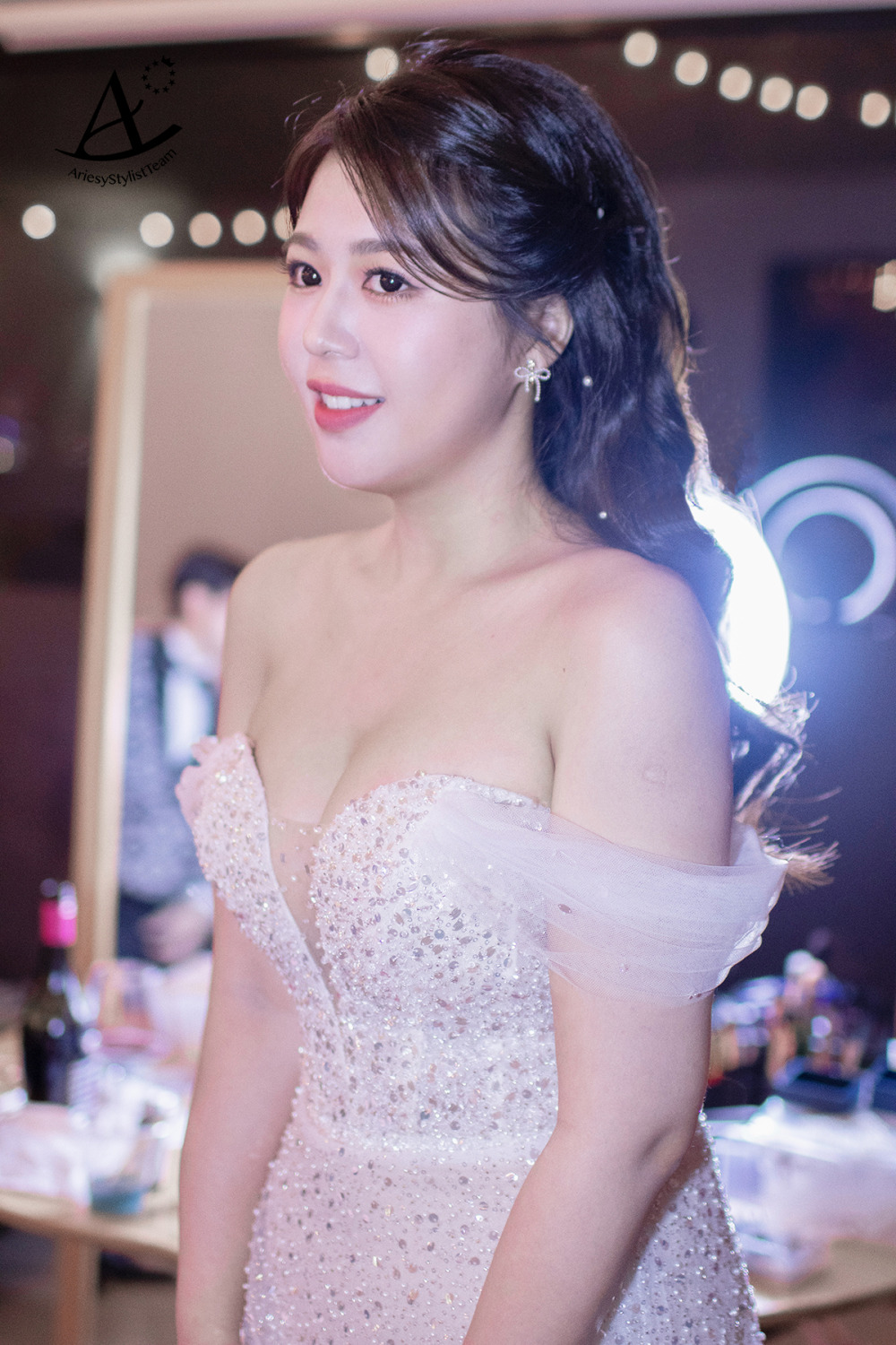 陽明山仙境新娘造型,台北新秘,美式戶外婚禮,新秘推薦,新娘秘書,新娘白紗造型