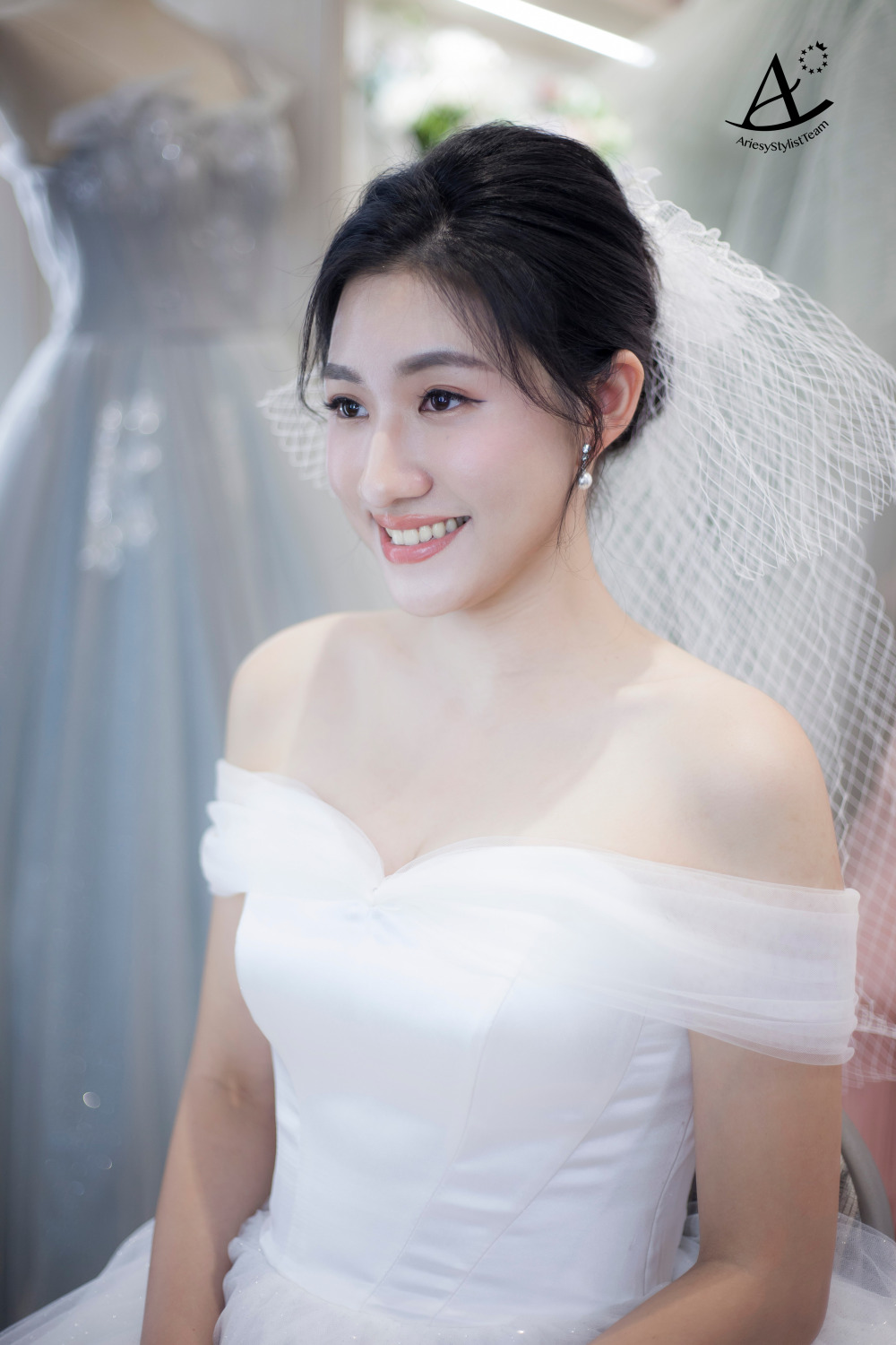 台北新秘,新娘秘書,白紗造型,氣質典雅微美式,新娘造型,愛瑞思手工婚紗,黑髮造型