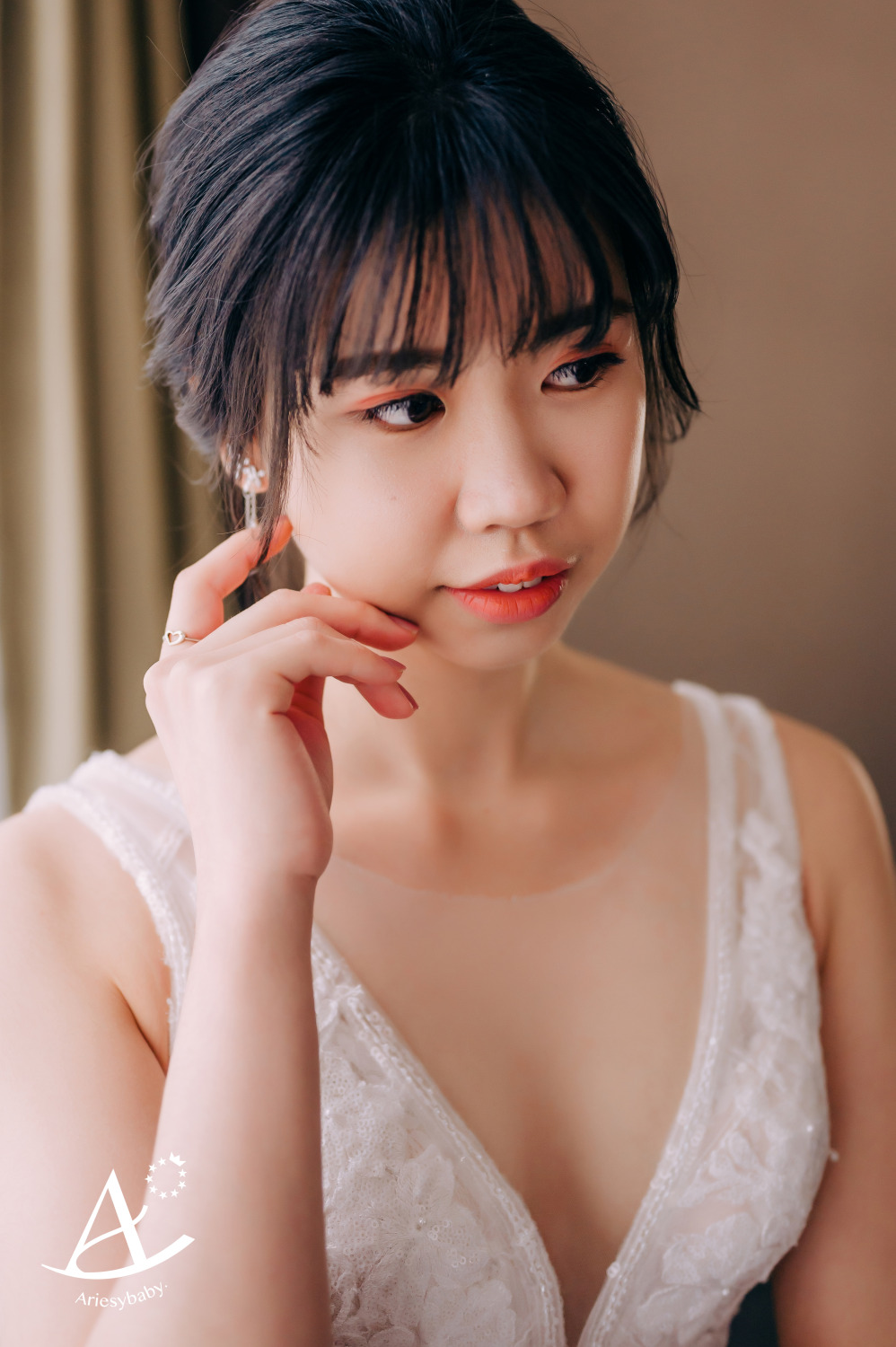 移除分類法詞彙: 自然輕透，黑髮新娘，名媛新娘，時尚新娘造型 自然輕透，黑髮新娘，名媛新娘，時尚新娘造型