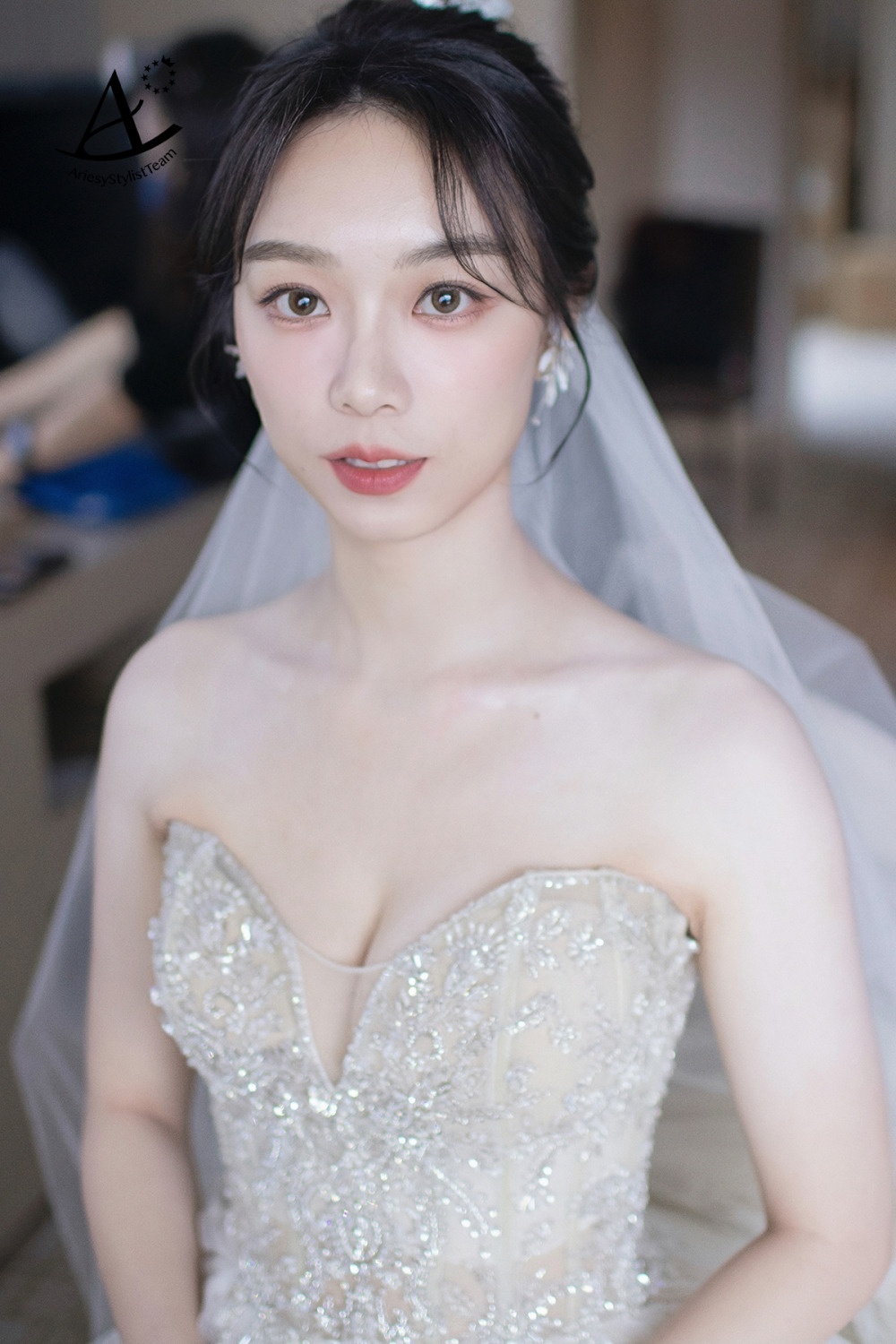 萬豪酒店新娘造型,台北新秘,黑髮新娘造型,新娘秘書,新娘白紗造型,清透妝感
