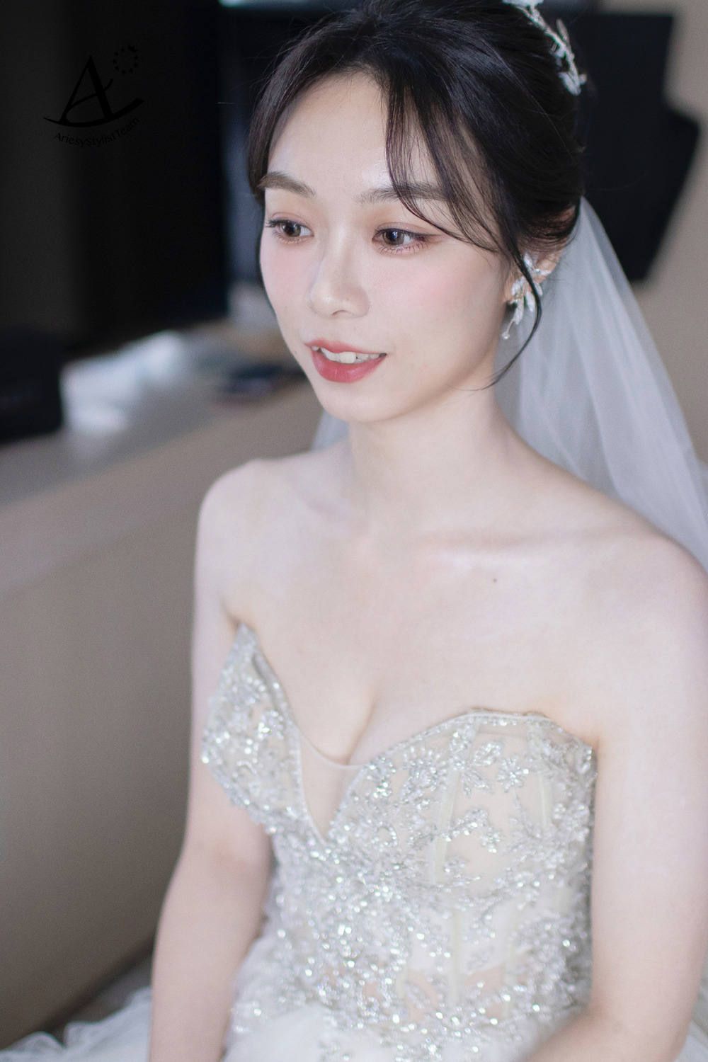 萬豪酒店新娘造型,台北新秘,黑髮新娘造型,新娘秘書,新娘白紗造型,清透妝感