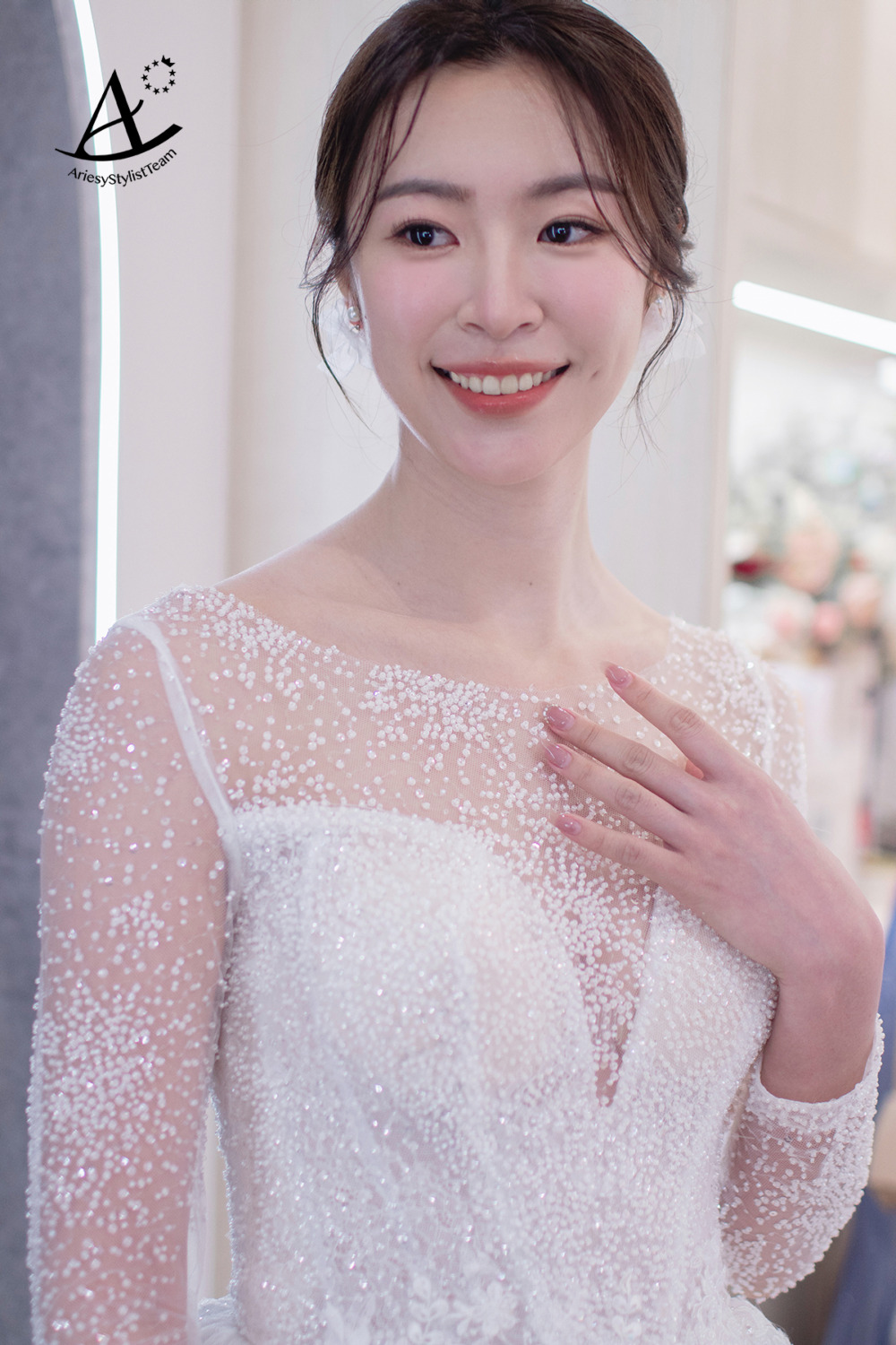 蝴蝶結髮髻新娘造型,韓系新娘造型,新娘秘書,新娘清透妝感,Jennie同款髮型,新娘韓系放髮造型