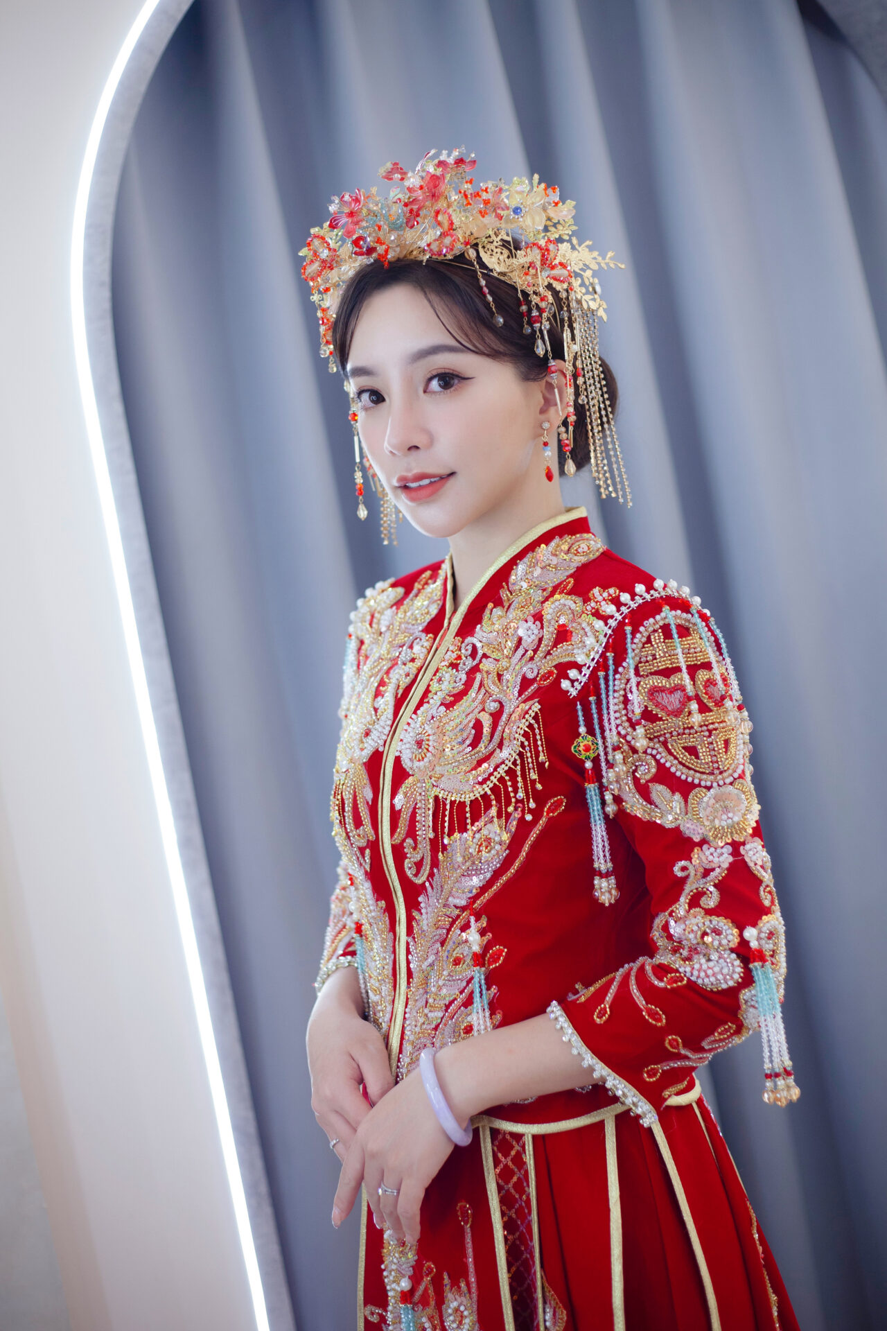 龍鳳掛,秀禾服,中式禮服,文定禮服,立領對襟襖,馬面裙,婚禮中式禮服,中式嫁衣