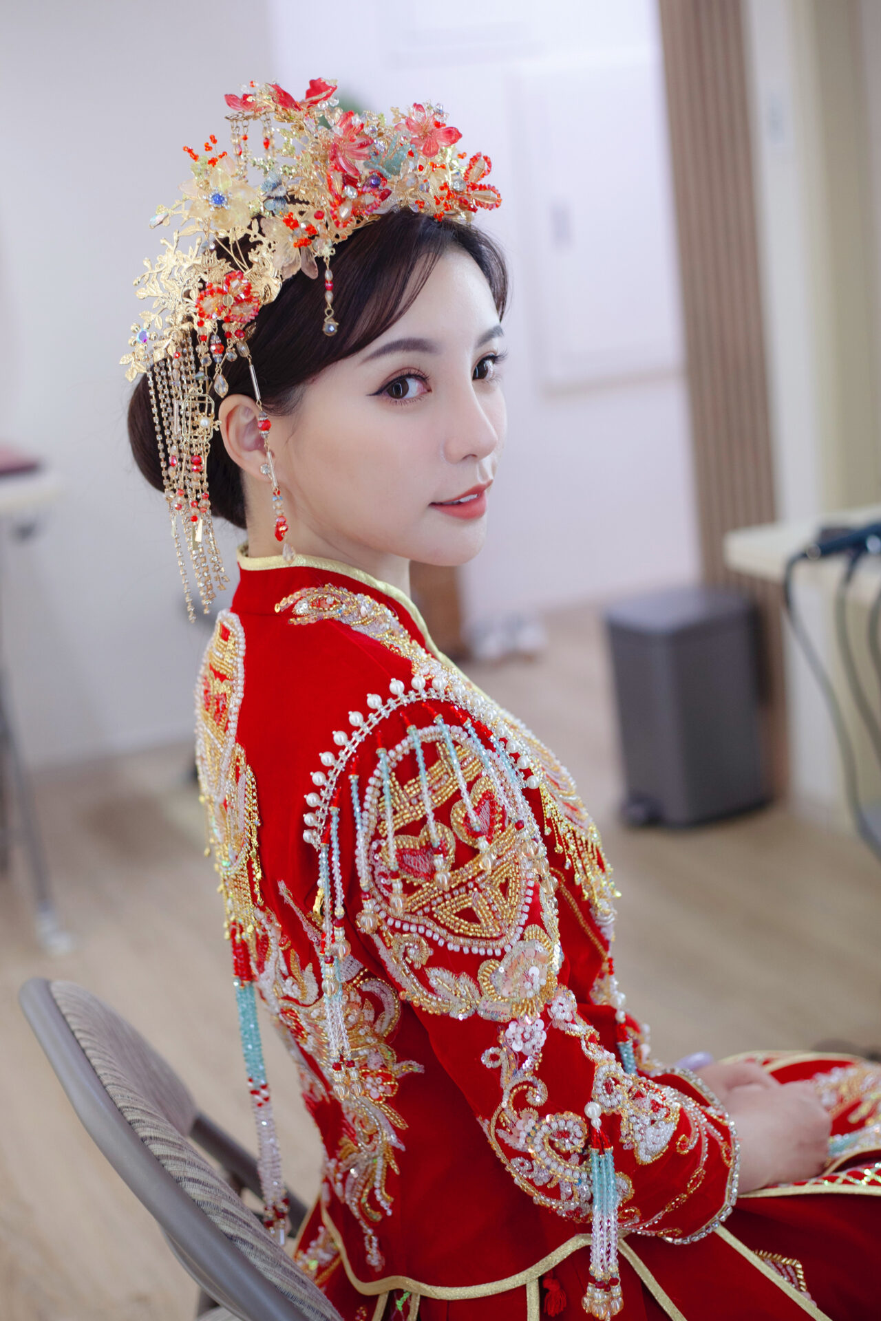 龍鳳掛,秀禾服,中式禮服,文定禮服,立領對襟襖,馬面裙,婚禮中式禮服,中式嫁衣