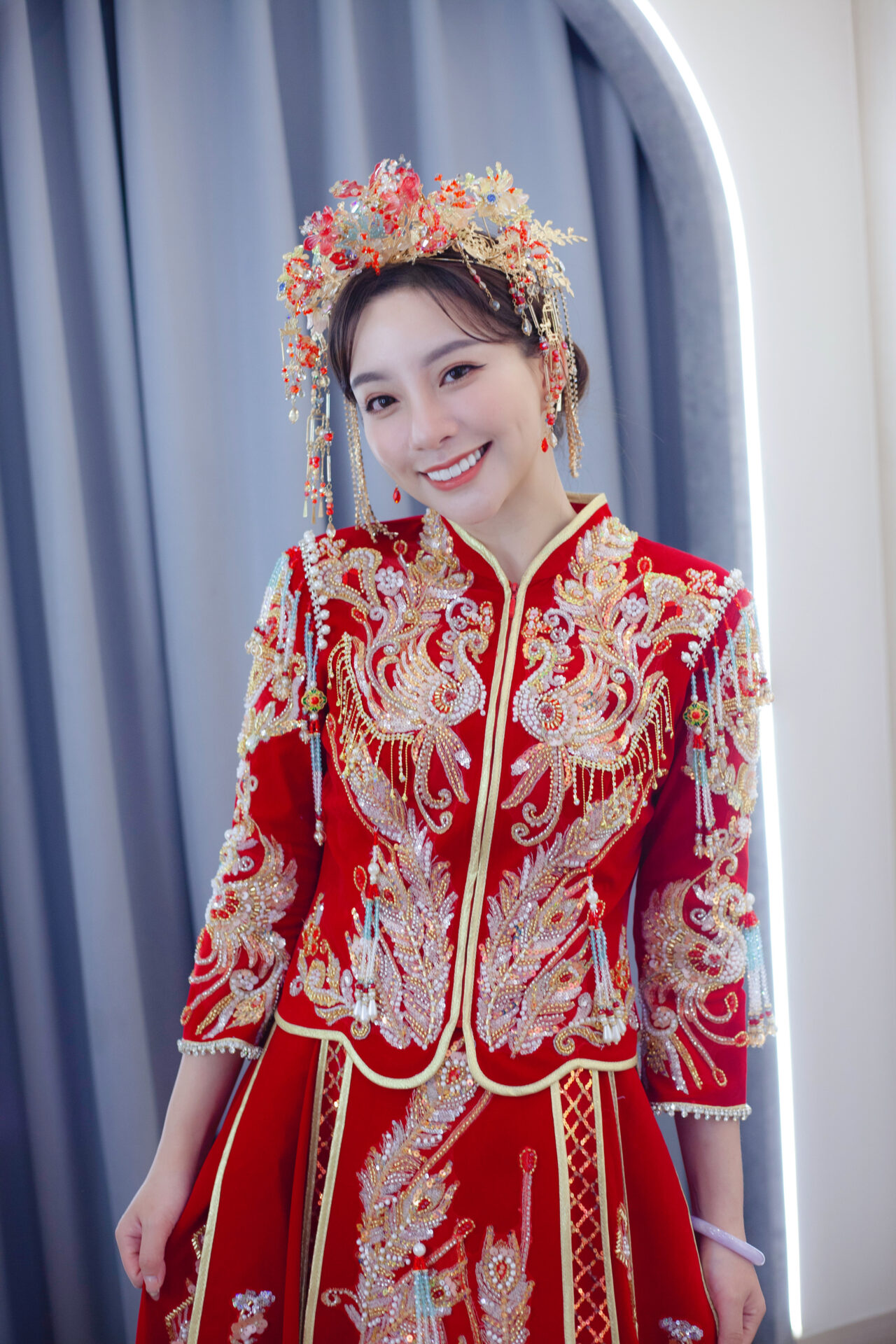 龍鳳掛,秀禾服,中式禮服,文定禮服,立領對襟襖,馬面裙,婚禮中式禮服,中式嫁衣