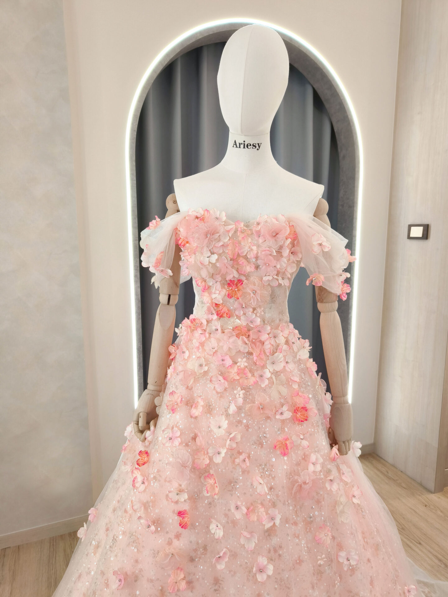 Ariesy婚紗禮服,花朵禮服,粉色甜美新娘婚紗,敬酒禮服,送客禮服,禮服出租