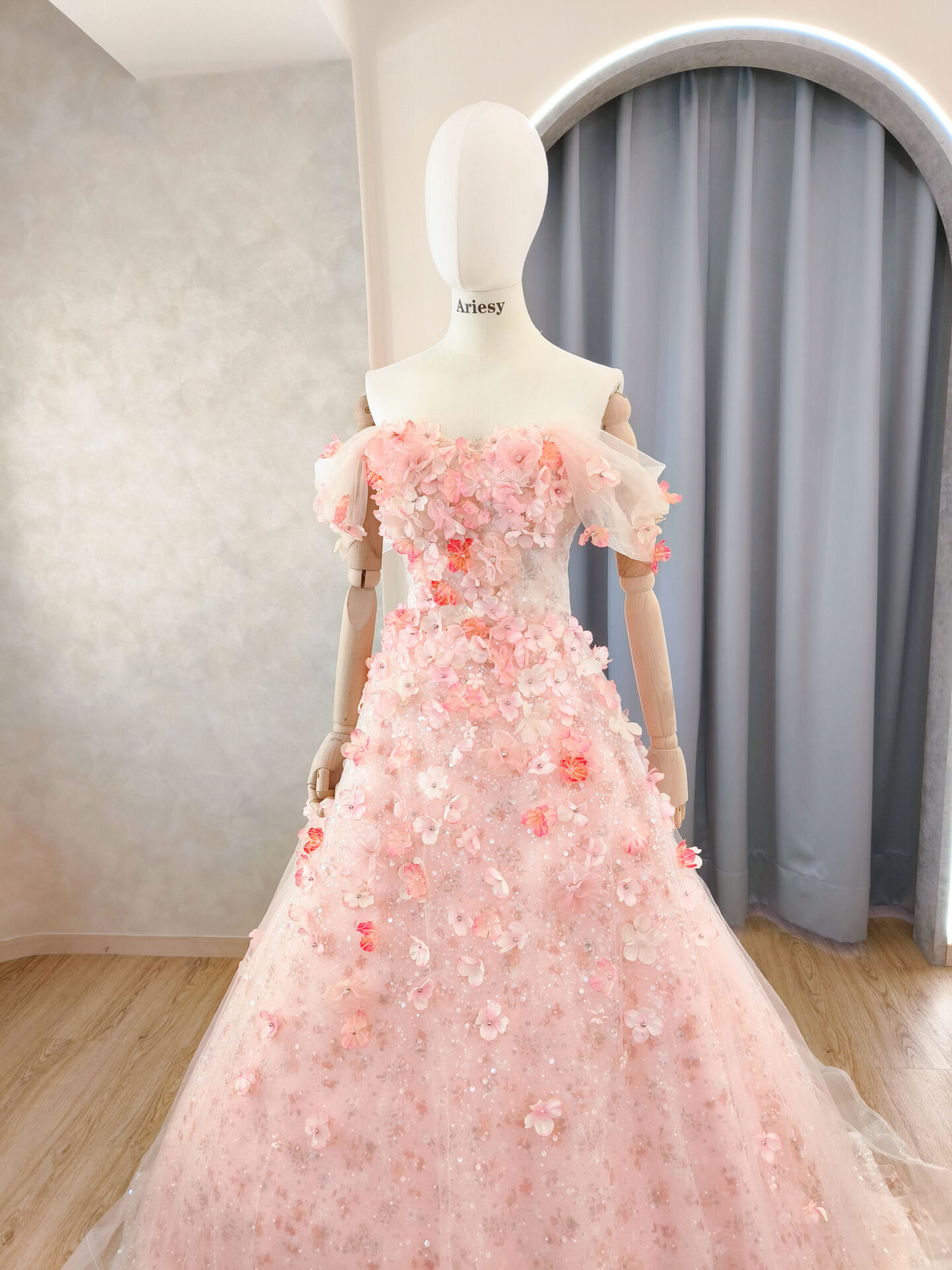 Ariesy婚紗禮服,花朵禮服,粉色甜美新娘婚紗,敬酒禮服,送客禮服,禮服出租