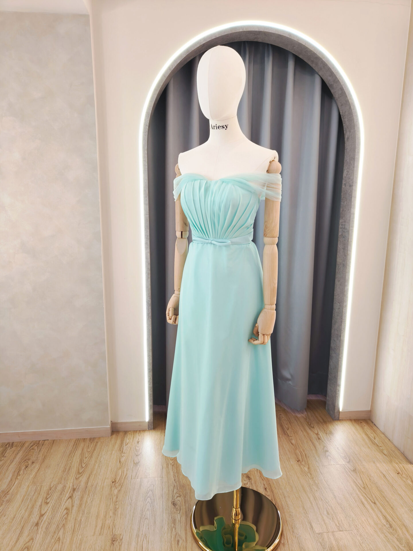 綠色禮服,伴娘禮服,卡肩小禮服,愛瑞思婚紗,三重婚紗