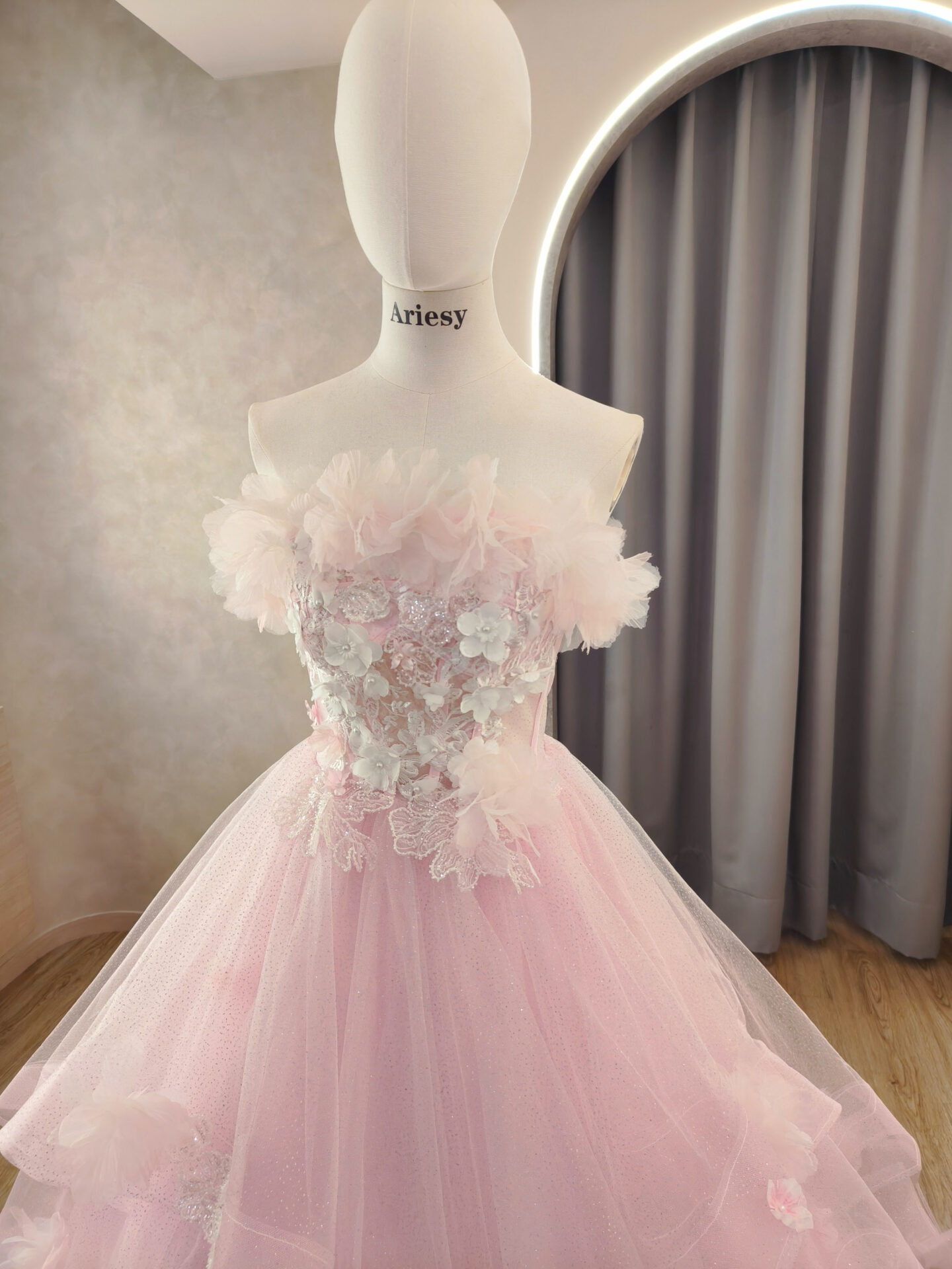 台北禮服出租推薦,Ariesy愛瑞思婚紗推薦,花朵禮服婚紗,婚紗工作室推薦,北部婚紗攝影包套,禮服出租,粉紅色禮服婚紗,花花婚紗禮服