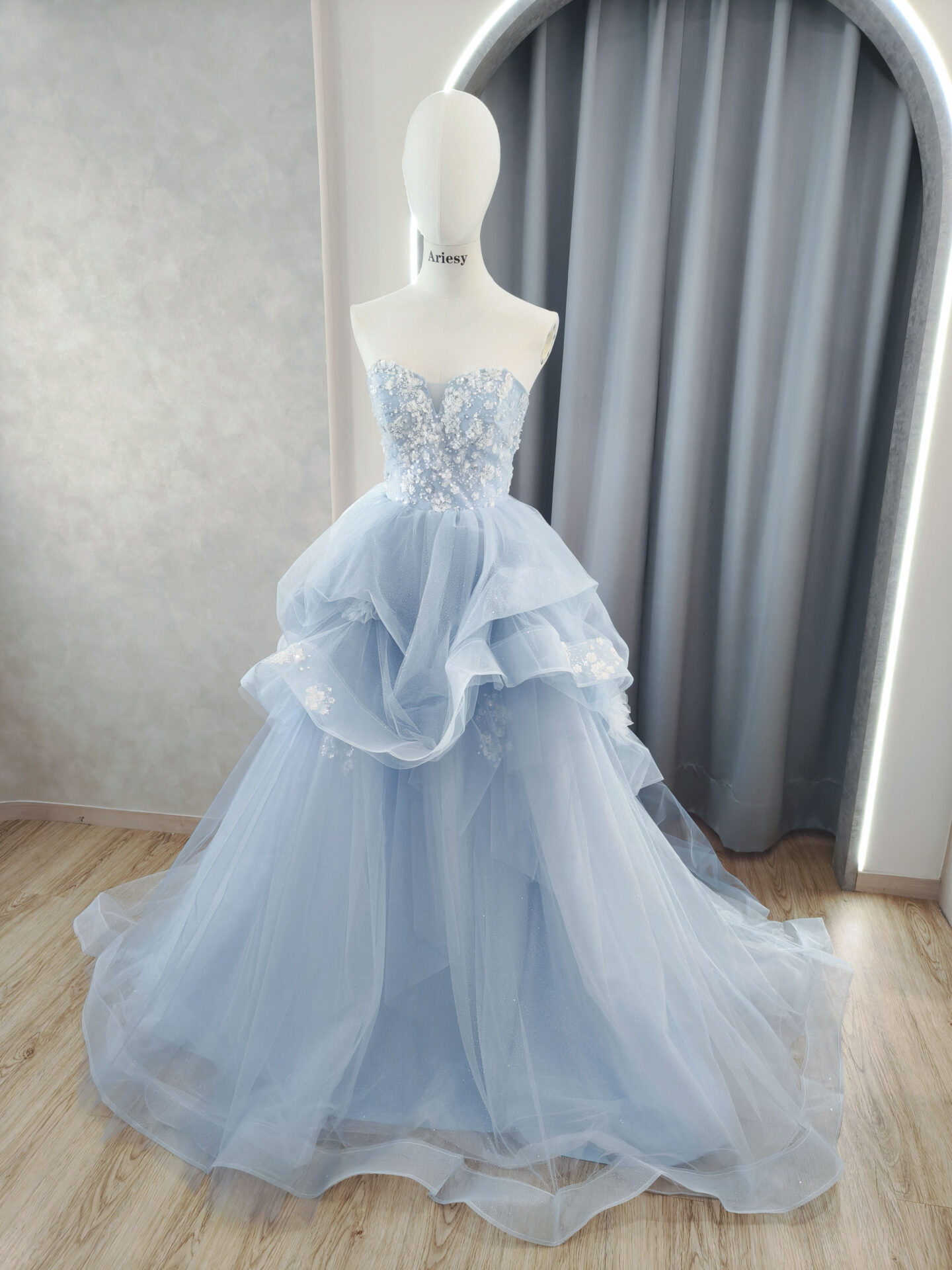 藍色敬酒送客婚紗禮服,台北宴客禮服租借,Ariesy愛瑞思婚紗推薦,婚禮宴客禮服婚紗,婚紗工作室推薦,北部婚紗攝影包套,禮服出租,水藍色多層次夢幻禮服,寶寶藍婚紗